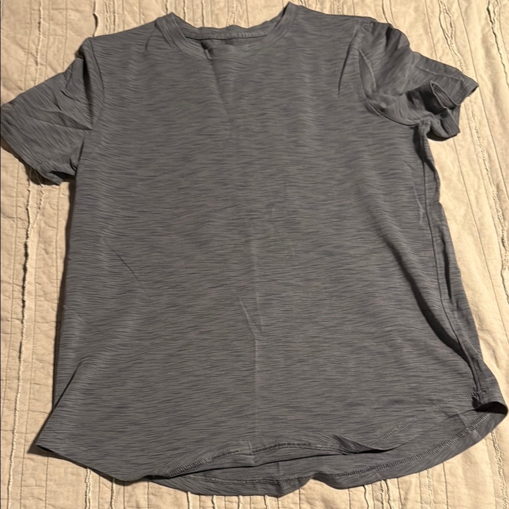 Lululemon Athletica Gray Short Sleeve Tee